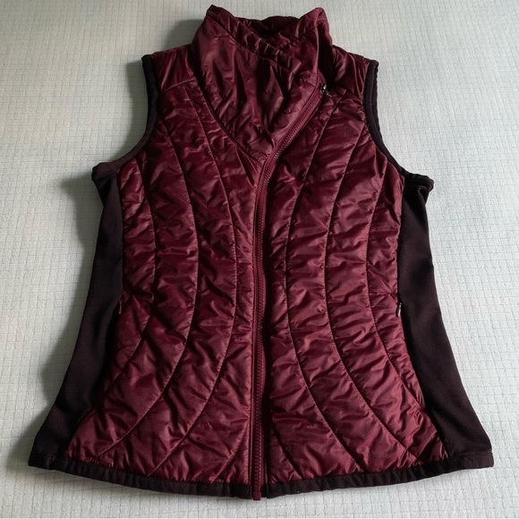 Athleta Jackets & Blazers - Athleta burgundy puffer vest